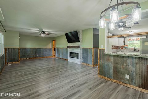 Tiny photo for 412 Woodland Drive, Clinton, TN 37716 (MLS # 1347752)