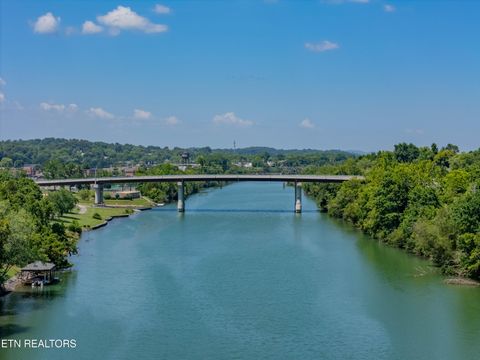 Tiny photo for 412 Woodland Drive, Clinton, TN 37716 (MLS # 1347752)