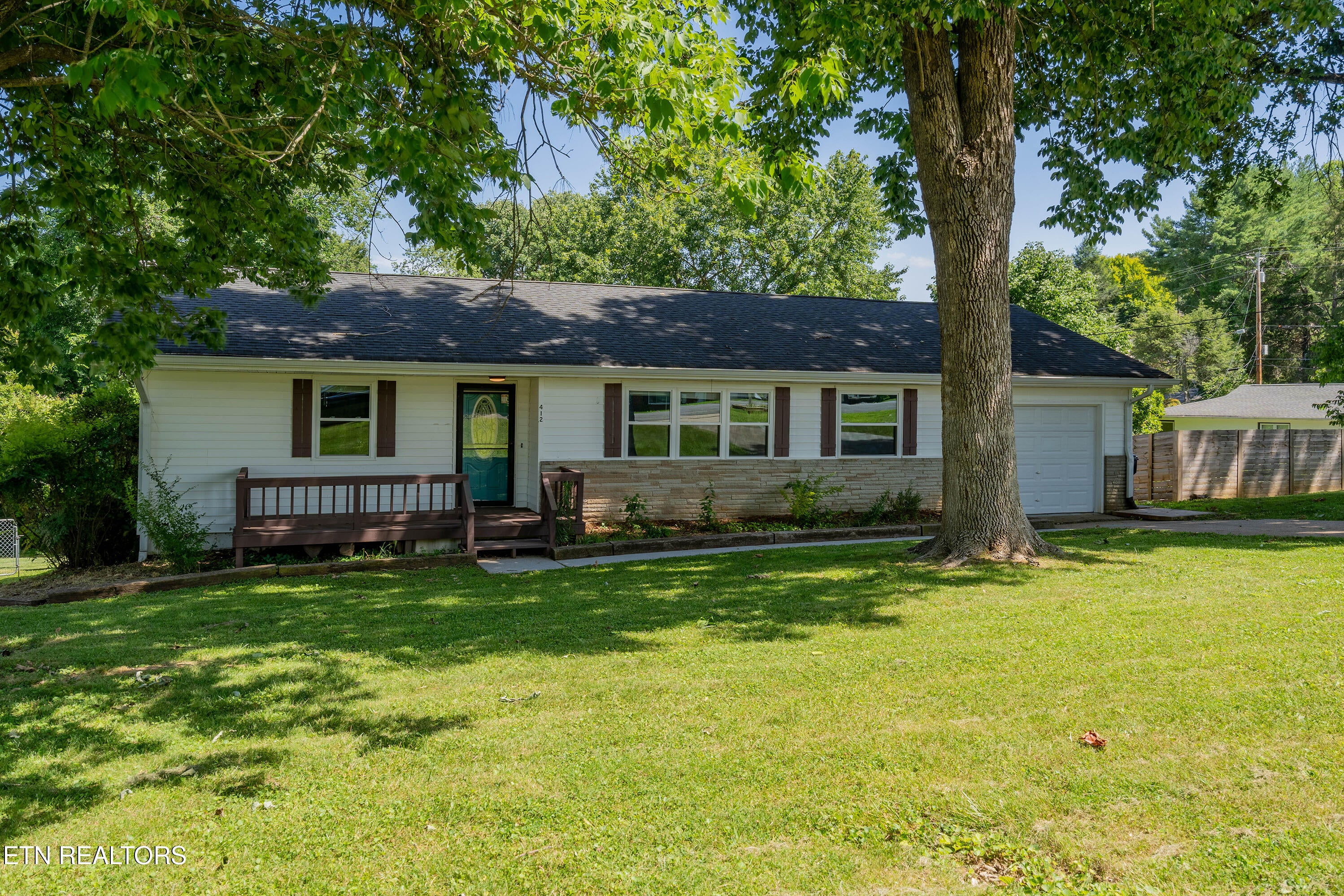 412 Woodland Drive