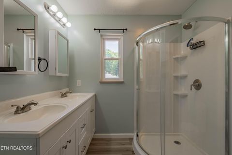 Tiny photo for 412 Woodland Drive, Clinton, TN 37716 (MLS # 1347752)