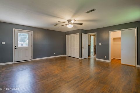 Tiny photo for 412 Woodland Drive, Clinton, TN 37716 (MLS # 1347752)