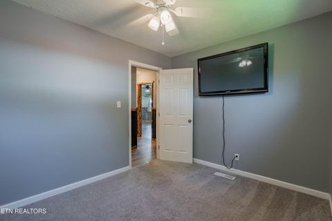 Tiny photo for 412 Woodland Drive, Clinton, TN 37716 (MLS # 1347752)
