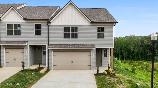 1626 BENNETT VILLAGE DR, MARYVILLE, TN 37804 - Image 3a105dfa490e84ef26eeb59ff5d5d628/1463561787