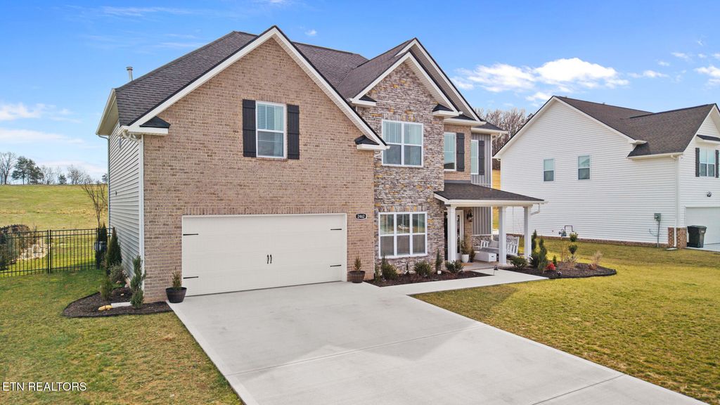 Photo of 2462 Tributary Drive, Sevierville, TN 37876 (MLS # 1330602)