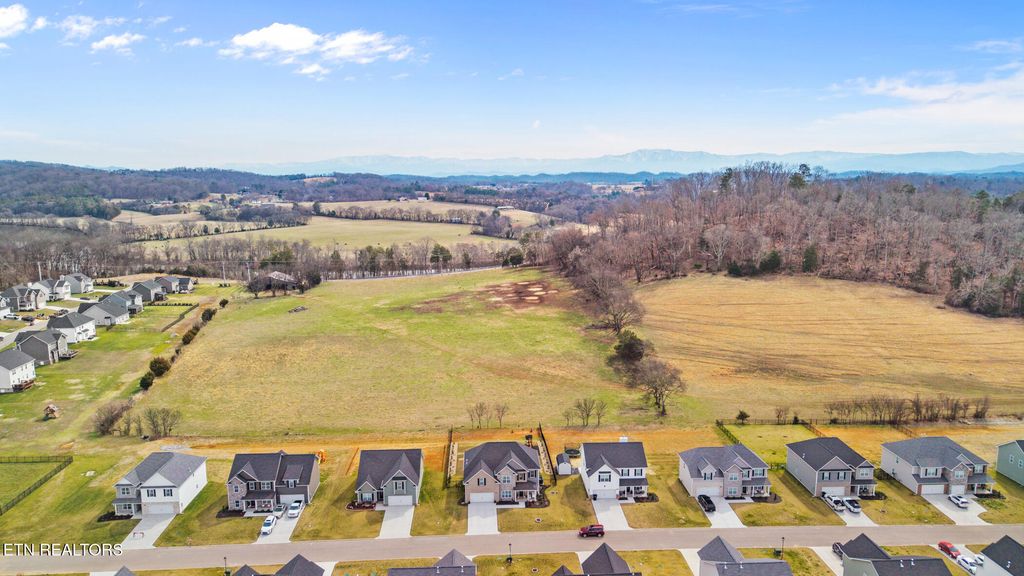 Photo of 2462 Tributary Drive, Sevierville, TN 37876 (MLS # 1330602)