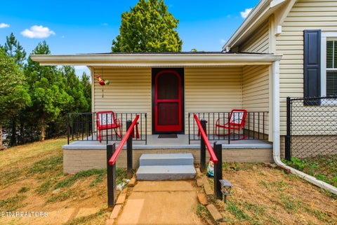Tiny photo for 7427 Andersonville Pike, Knoxville, TN 37938 (MLS # 1355321)