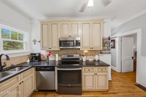 Tiny photo for 7427 Andersonville Pike, Knoxville, TN 37938 (MLS # 1355321)