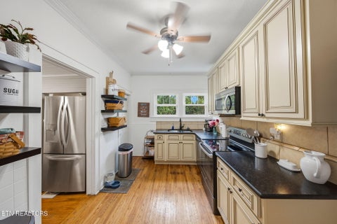 Tiny photo for 7427 Andersonville Pike, Knoxville, TN 37938 (MLS # 1355321)