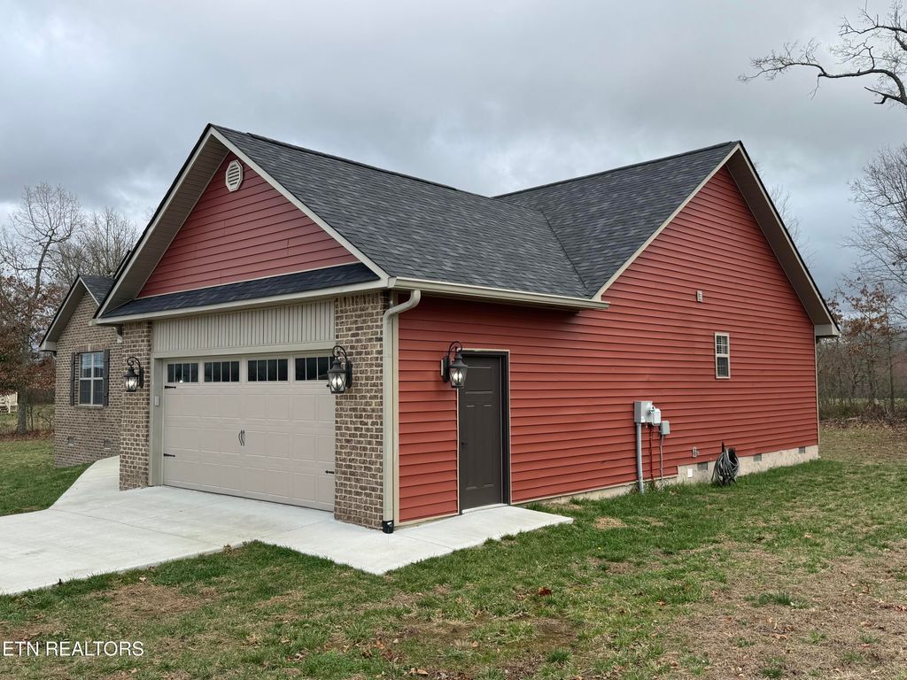 Photo of 348 Colby Circle, Crossville, TN 38571 (MLS # 1331968)