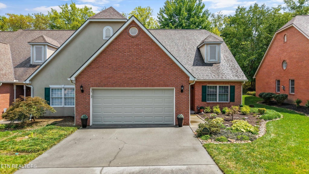 Photo of 359 Paine Lake Drive, Sevierville, TN 37862 (MLS # 1350230)