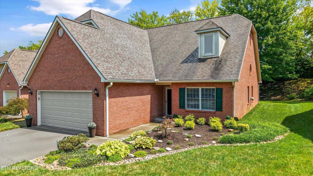 Photo of 359 Paine Lake Drive, Sevierville, TN 37862 (MLS # 1350230)