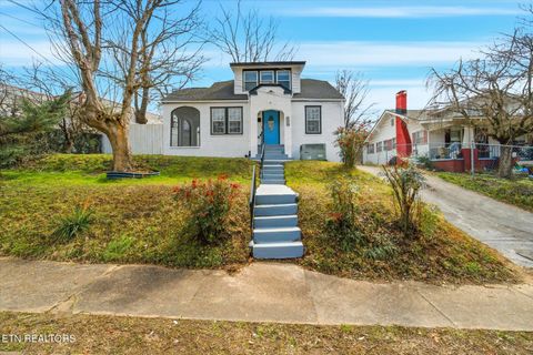 Photo of 2432 Edgewood Ave, Knoxville, TN 37917 (MLS # 1330581)