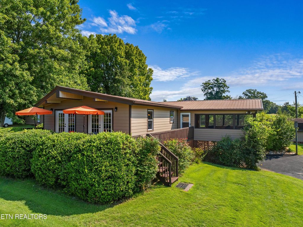 Photo of 471 Huntsman Lane, Bean Station, TN 37708 (MLS # 1272501)