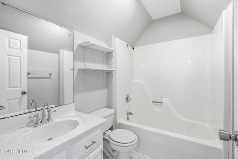 Tiny photo for 122 Highland Drive, Madisonville, TN 37354 (MLS # 1343297)