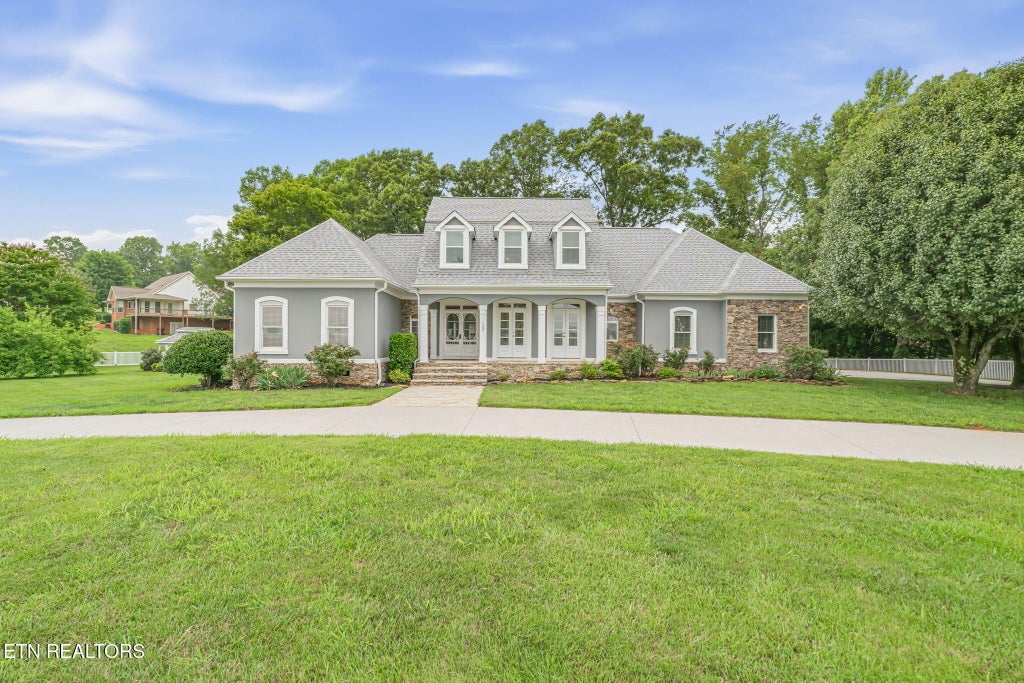 Photo of 122 Highland Drive, Madisonville, TN 37354 (MLS # 1343297)