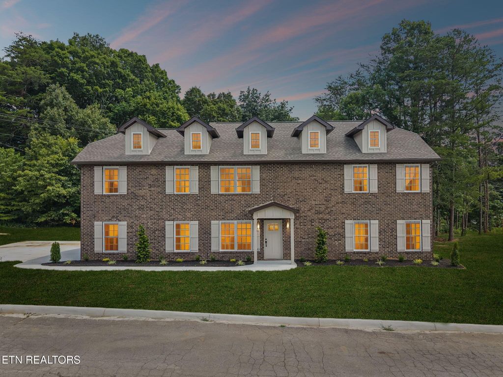 Photo of 1416 Broad Run Drive, Maryville, TN 37803 (MLS # 1324940)