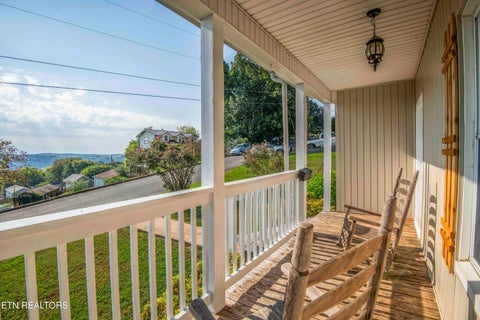 Tiny photo for 509 W 3rd Ave, Lenoir City, TN 37771 (MLS # 1359282)