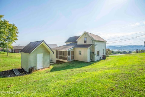 Tiny photo for 509 W 3rd Ave, Lenoir City, TN 37771 (MLS # 1359282)