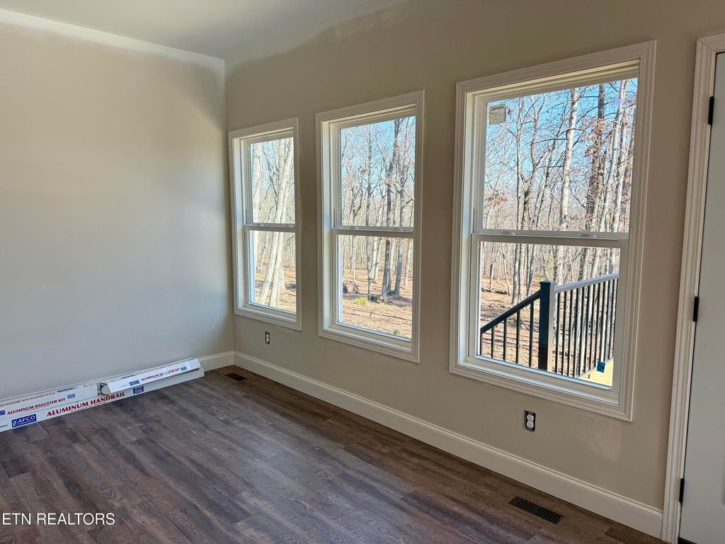 Photo of 102 Amherst Drive, Fairfield Glade, TN 38558 (MLS # 1324250)