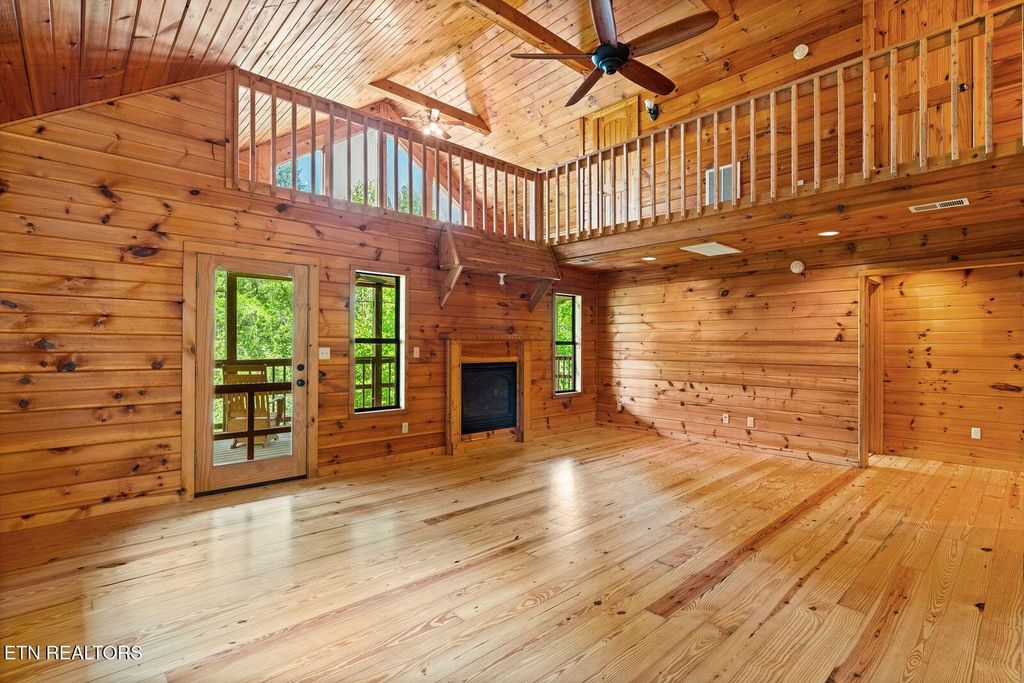 Photo of 1120 Sharp Rd, Sevierville, TN 37876 (MLS # 1311729)