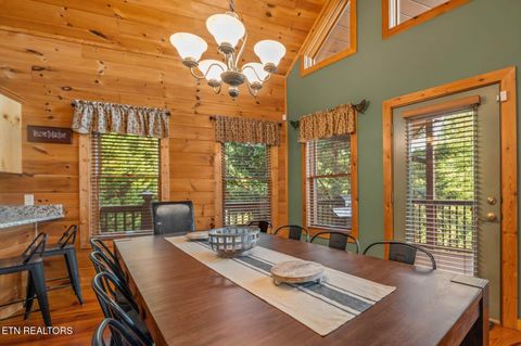 Tiny photo for 210 Meghans Way, Townsend, TN 37882 (MLS # 1298537)