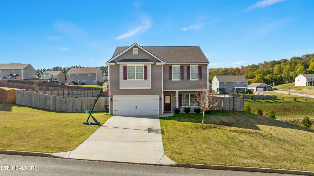 Photo of 2937 Sagegrass Drive, Louisville, TN 37777 (MLS # 1283147)