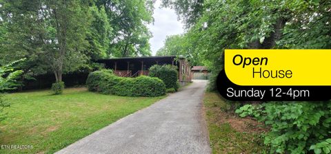 Photo of 628 Front St, Maryville, TN 37804 (MLS # 1344085)