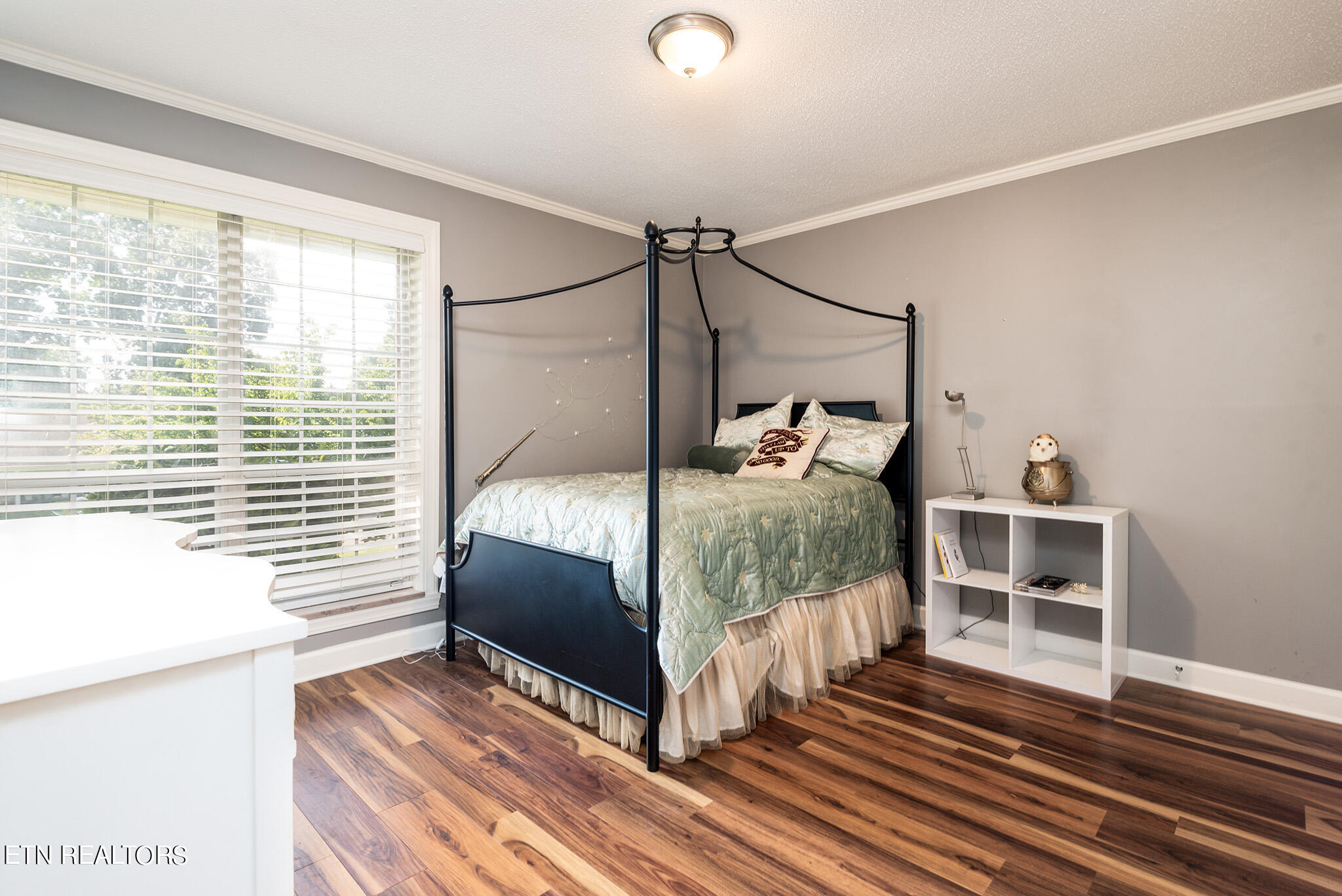 Knoxville, Tennessee 37934, United States, 4 Bedrooms Bedrooms, ,4 BathroomsBathrooms,Residential,Pending,52752