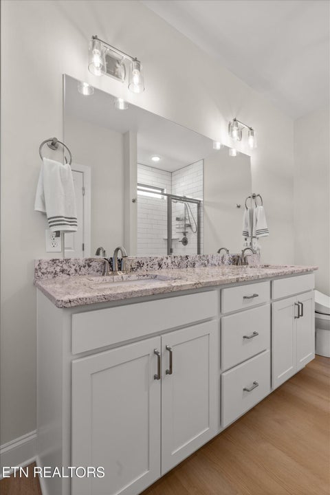 Tiny photo for 1140 Cityscape View, Chattanooga, TN 37405 (MLS # 1359912)