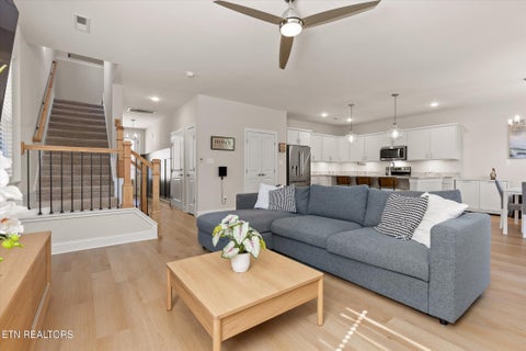 Tiny photo for 1140 Cityscape View, Chattanooga, TN 37405 (MLS # 1359912)