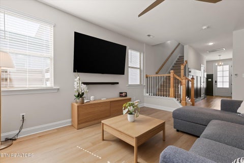 Tiny photo for 1140 Cityscape View, Chattanooga, TN 37405 (MLS # 1359912)