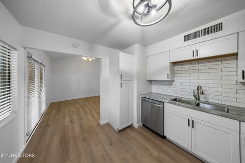 Tiny photo for 1914 Cherokee Bluff Drive, Knoxville, TN 37920 (MLS # 1319547)