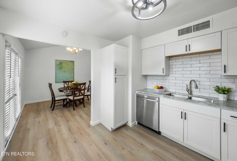 Tiny photo for 1914 Cherokee Bluff Drive, Knoxville, TN 37920 (MLS # 1319547)