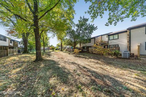 Tiny photo for 1914 Cherokee Bluff Drive, Knoxville, TN 37920 (MLS # 1319547)