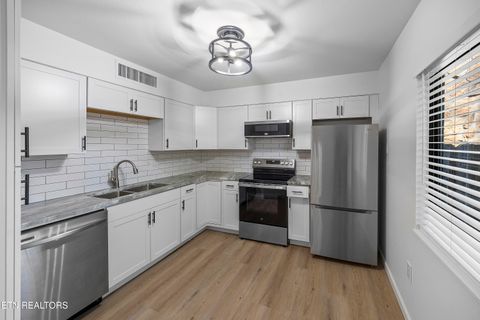 Tiny photo for 1914 Cherokee Bluff Drive, Knoxville, TN 37920 (MLS # 1319547)