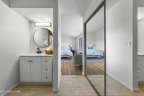 Tiny photo for 1914 Cherokee Bluff Drive, Knoxville, TN 37920 (MLS # 1319547)