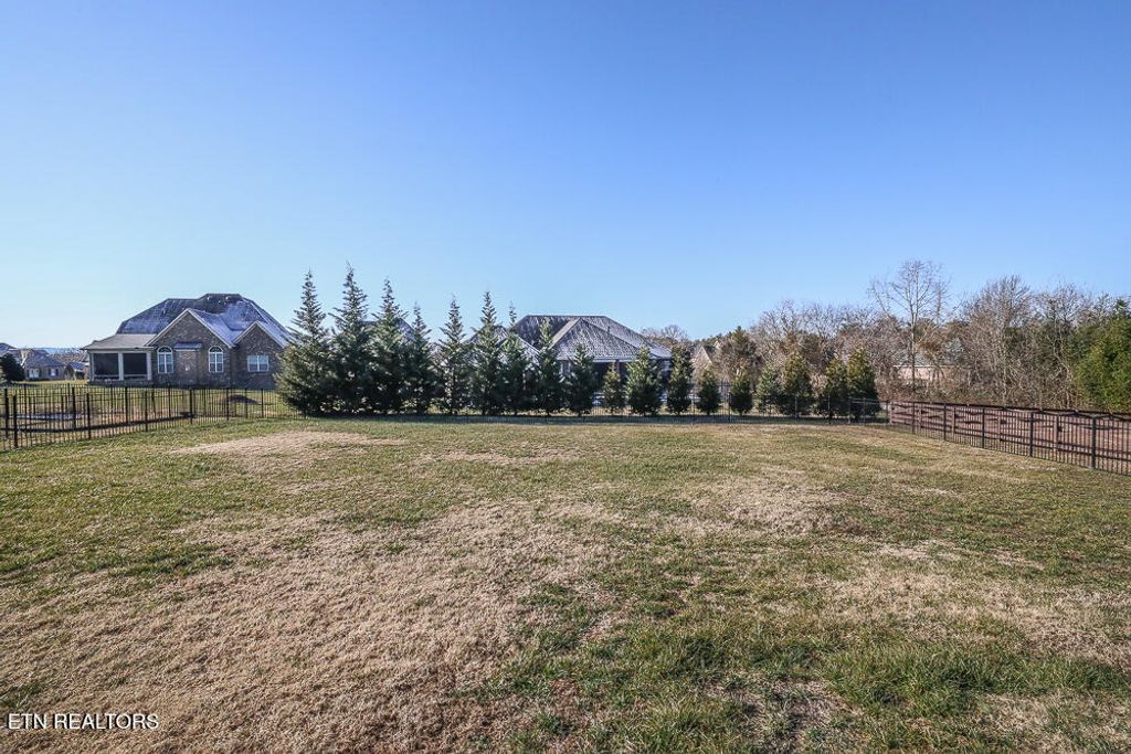 Photo of 1417 Edenbridge Drive, Alcoa, TN 37701 (MLS # 1288187)