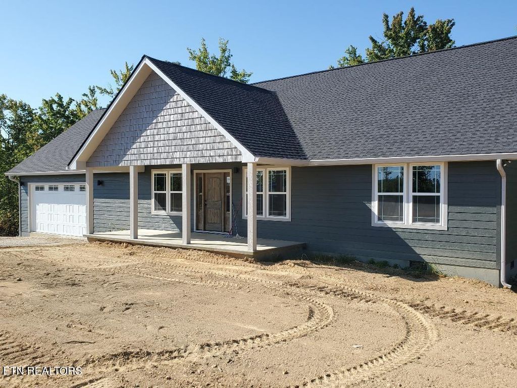 Photo of 353 Ragland Private Drive, Huntsville, TN 37756 (MLS # 1277725)