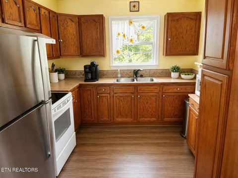 Tiny photo for 711 Murray Drive, Knoxville, TN 37912 (MLS # 1353401)