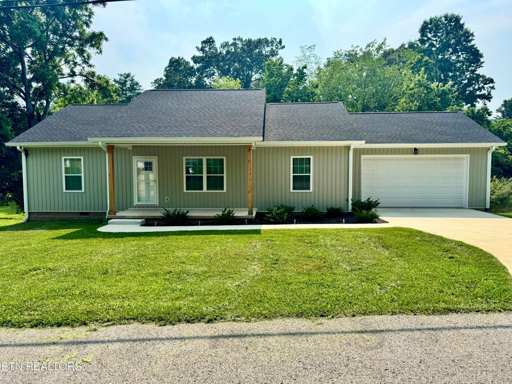 Photo of 1366 Hidden Valley Drive, Livingston, TN 38570 (MLS # 1335073)