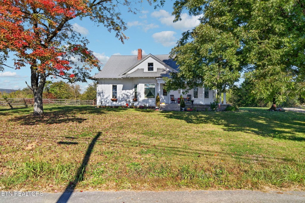 Photo of 204 Nine Mile Cross Rd East Rd, Pikeville, TN 37367 (MLS # 1360631)