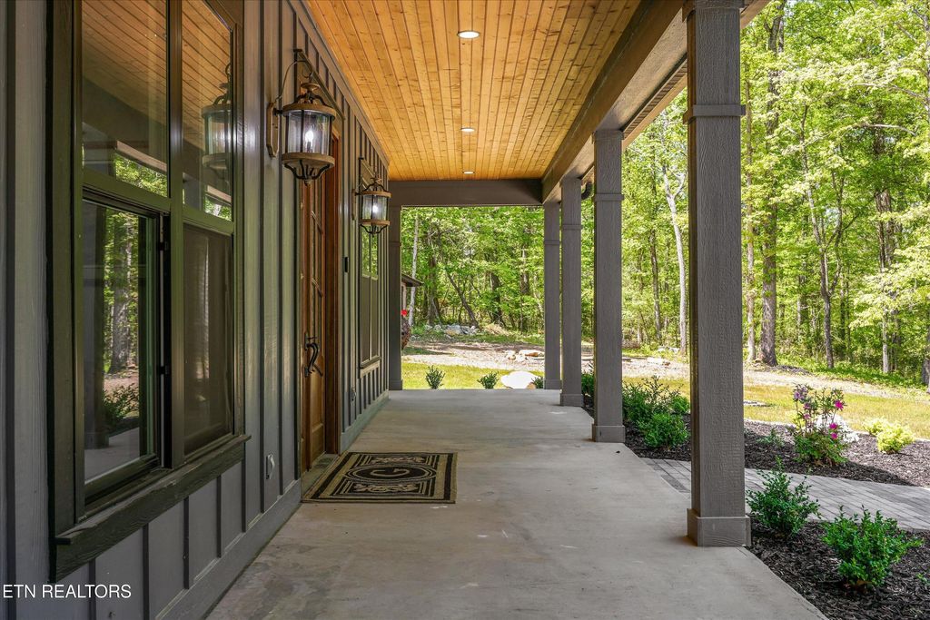 Photo of 481 Loop Rd, Rockwood, TN 37854 (MLS # 1337195)