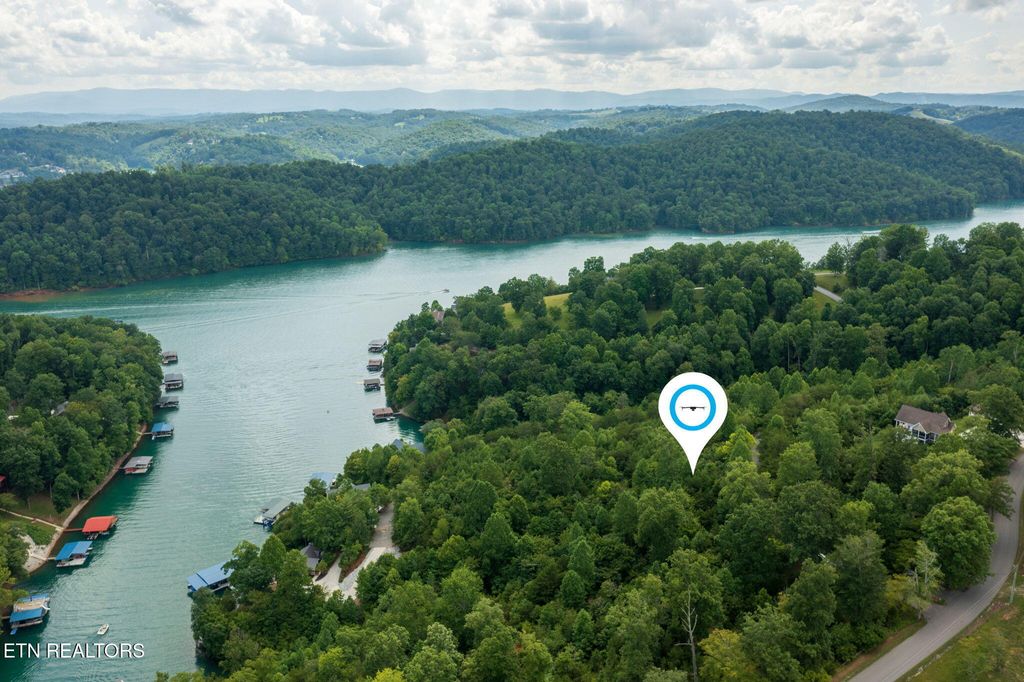 Photo of 21 Buckeye Landing, LaFollette, TN 37766 (MLS # 1309436)