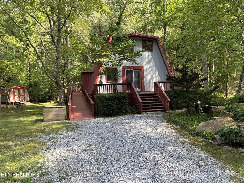 Photo of 219 Gold Miners Rd, Tellico Plains, TN 37385 (MLS # 1310403)