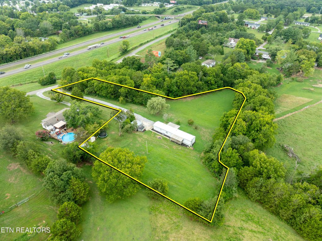 Photo of 141 Cox Loy Lane, Clinton, TN 37716 (MLS # 1311583)