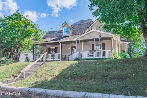 Photo of 1914 Brown Ave, Knoxville, TN 37917 (MLS # 1318695)