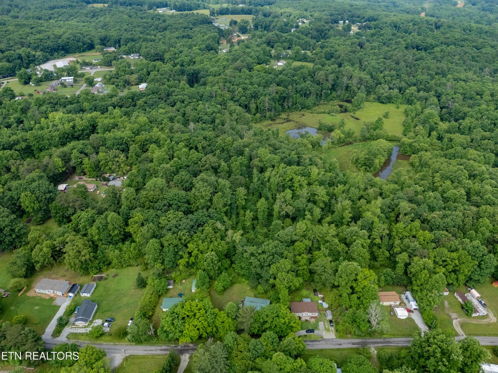 Photo of 416 Liberty Rd, Wartburg, TN 37887 (MLS # 1353771)