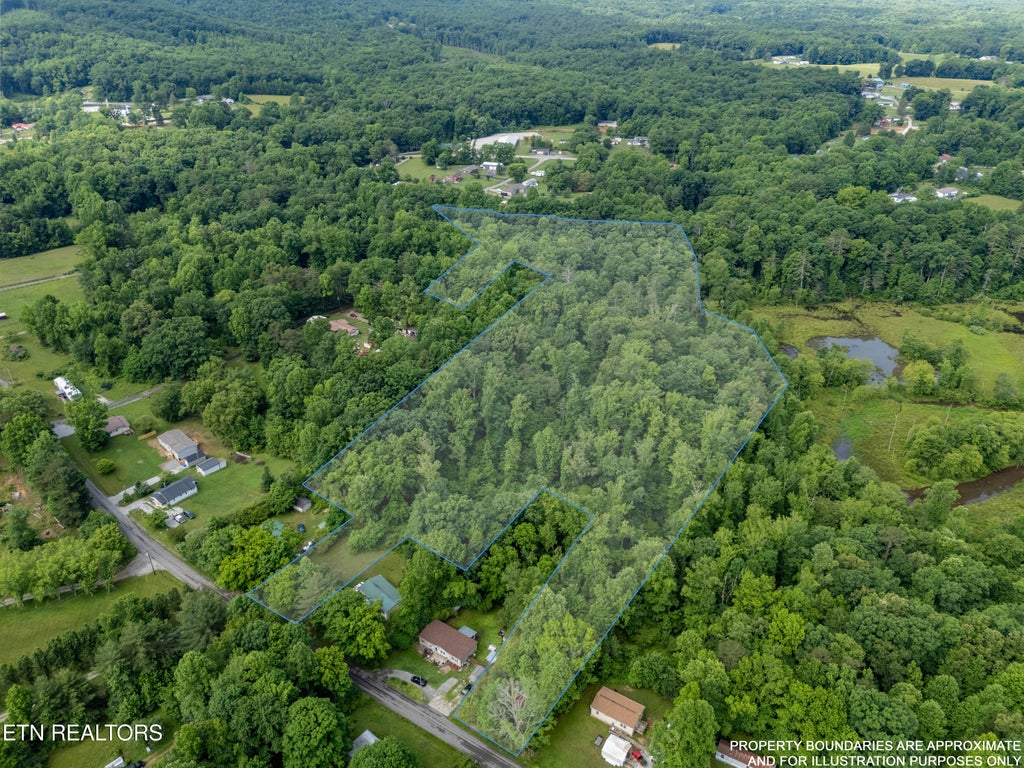 Photo of 416 Liberty Rd, Wartburg, TN 37887 (MLS # 1353771)