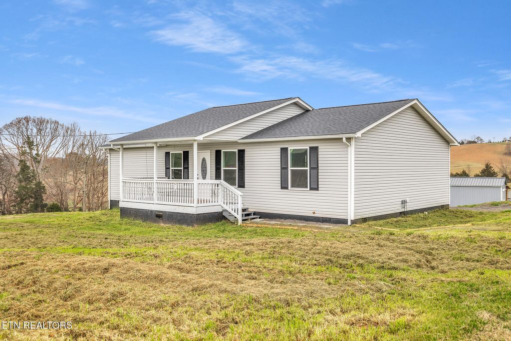Photo of 1174 Howell River Rd, Rutledge, TN 37861 (MLS # 1315727)