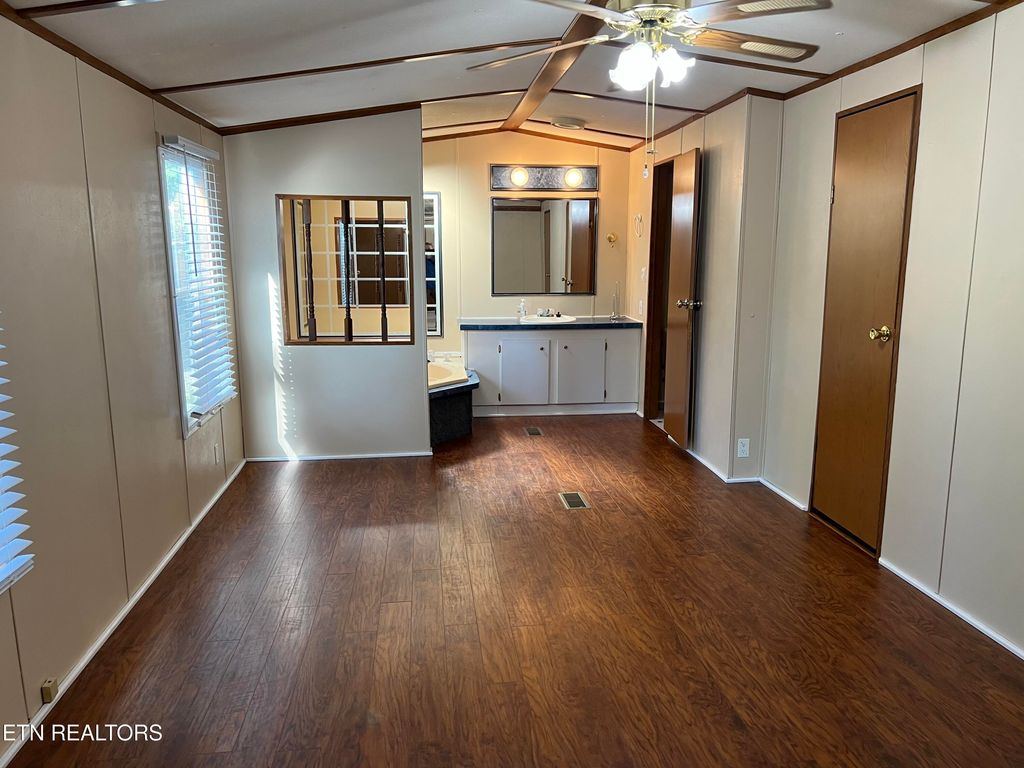 Photo of 1627 Stony Point Rd, Knoxville, TN 37914 (MLS # 1324837)